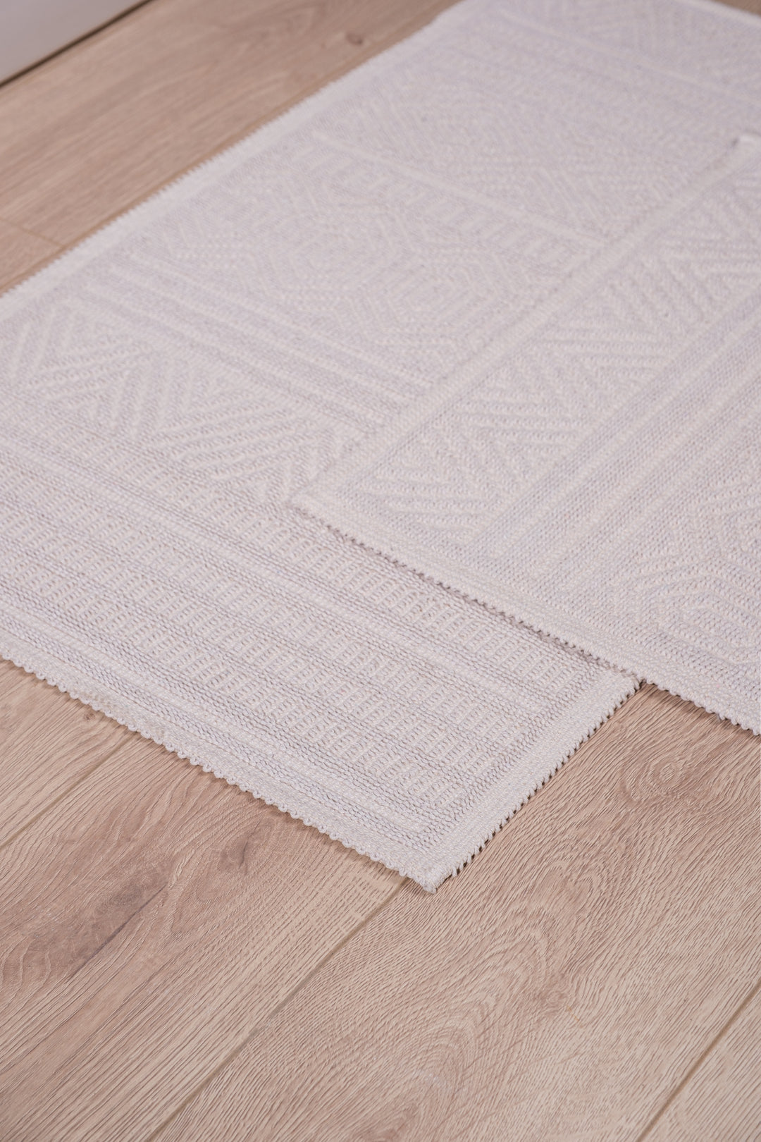 Bodrum Ultra Soft Turkish Cotton Bath Mat & Rug Set | 20"x32"+17"x23"  | Ecru | Quick Dry, Machine Washable | Luxury Bathroom Decor